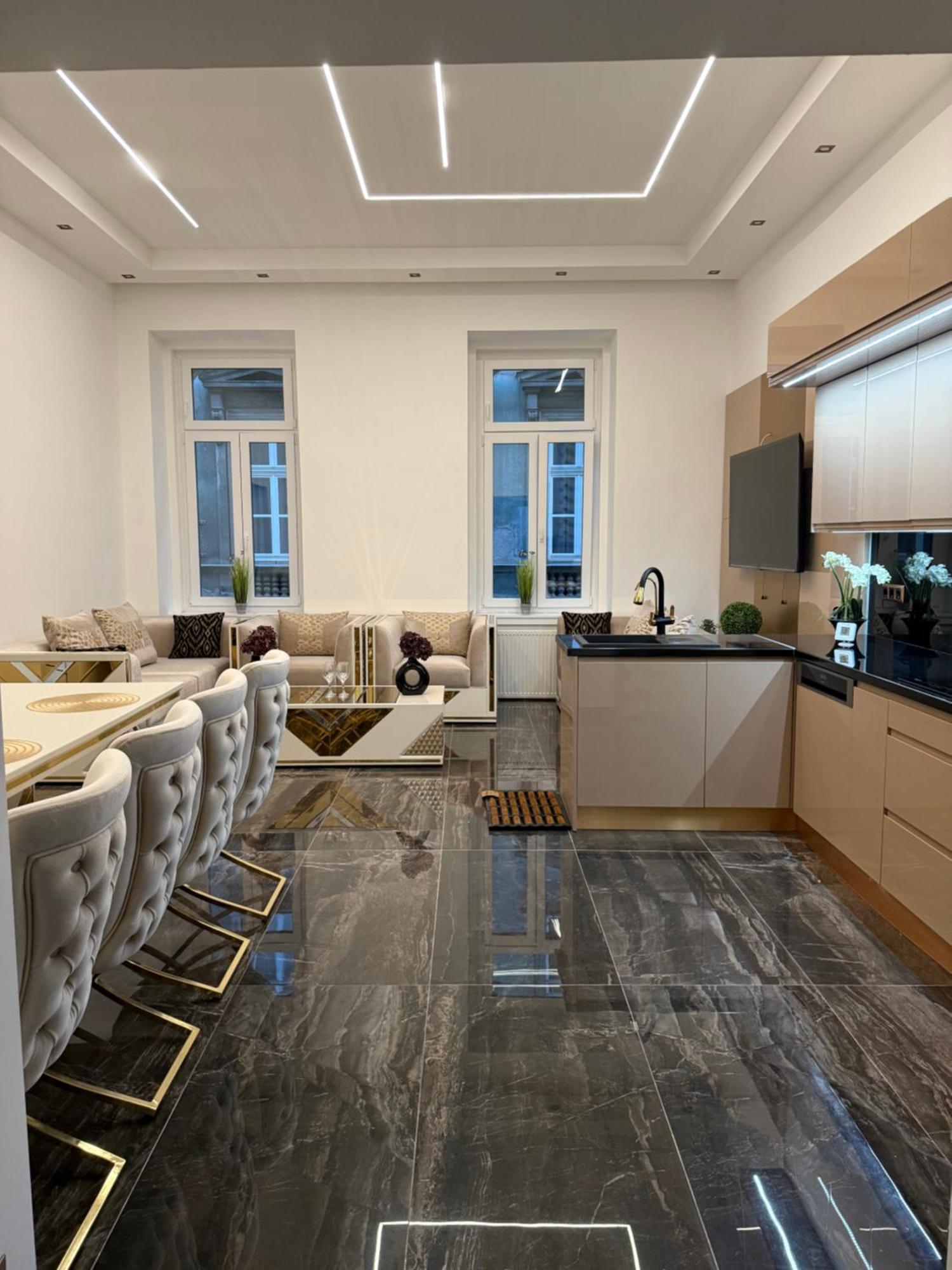 Luxury Gold Budapešť